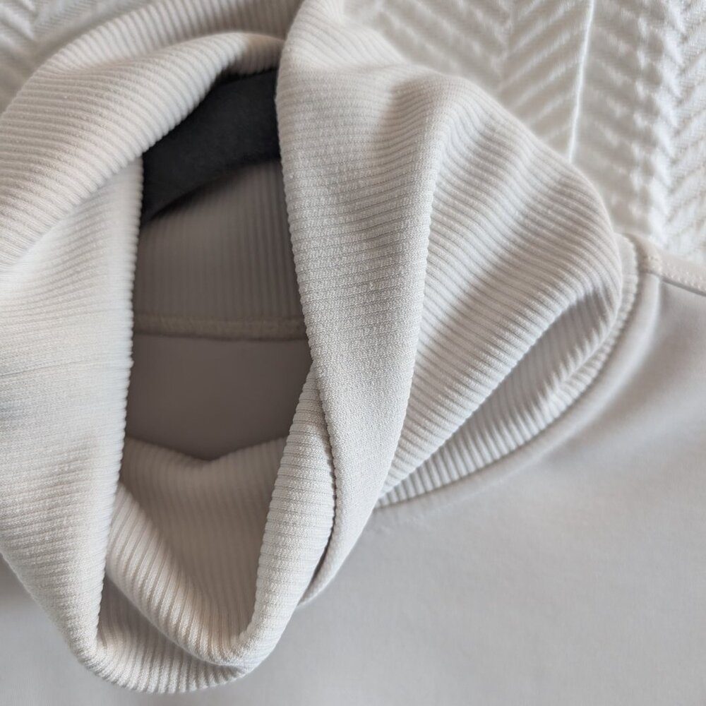 Lululemon Softstreme Turtleneck Pullover White Opal Size 4 Athleisure Sporty - Picture 7 of 15